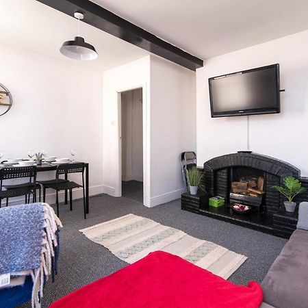 Characterful 2 Bed Apartment - Spacious & Comfy Castle Donington Exteriér fotografie